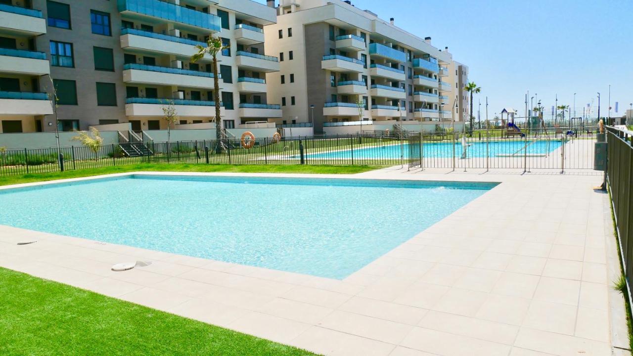 Playa Los Álamos, descanso y ocio en Torremolinos Exterior foto